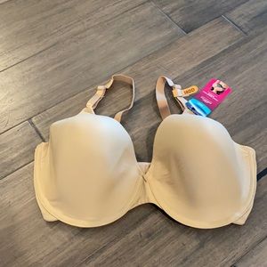 Maidenform T-Shirt 4 Way Stretch‎ Cup Underwire Bra Size 38DD/E